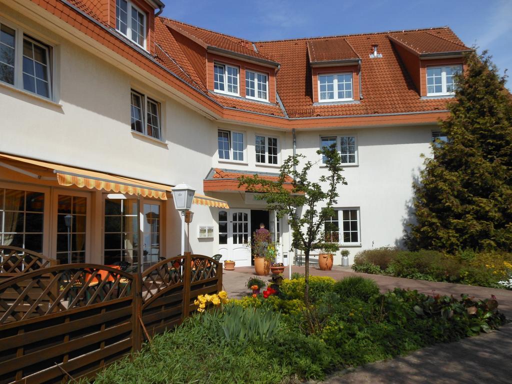 Marienhof Hotel Burg Stargard Exterior photo